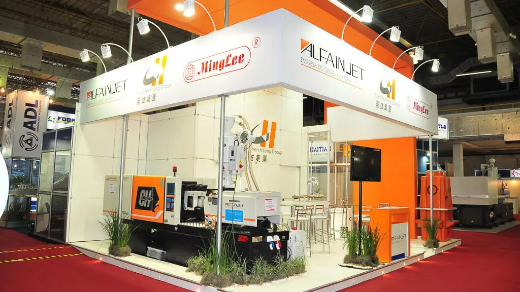 Montagem do stand do expositor Alfainjet que executamos na feira Platshow 2012