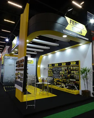 Montagem do stand do expositor Fertak que executamos na feira Feicon 2018