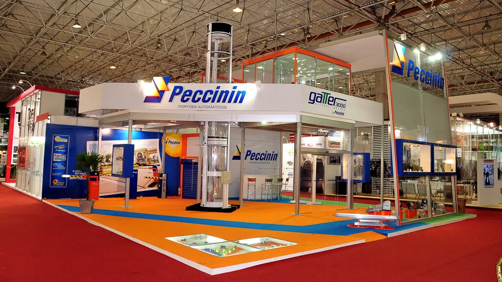 Montagem do stand do expositor Peccinin que executamos na feira Exposec 2010